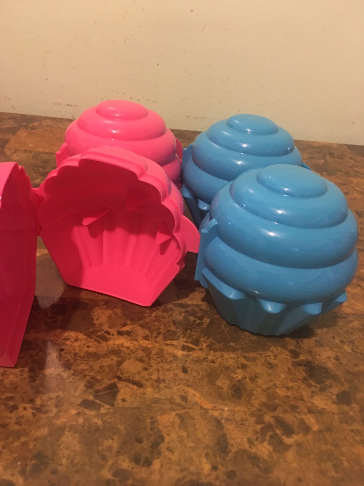 Tupperware