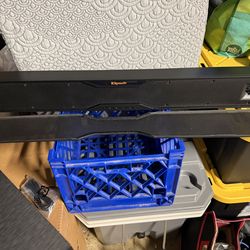 Klipsch R10-B soundbar w/ subwoofer