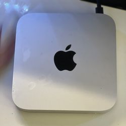M1 2020 Mac Mini With The Screen Brand New Like Mint Condition (Trade in our available in on the laptops only)