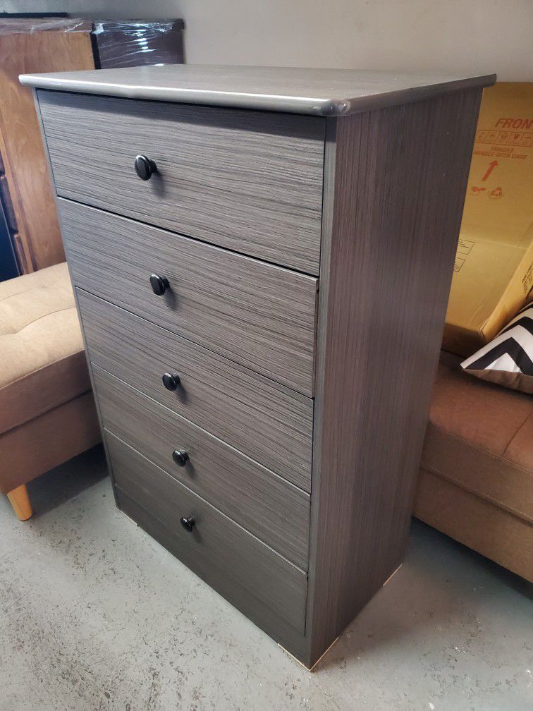 New Grey 5 Drawer Dresser 