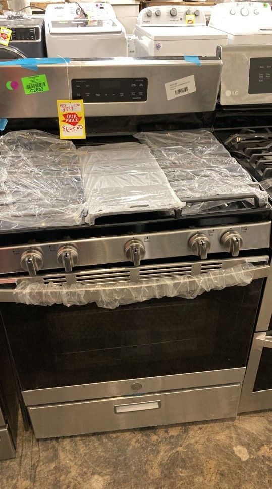 GE JGBS66REKSS 30 Free-Standing Range Stove for Sale in Norfolk, VA ...