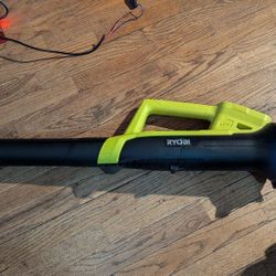 RYOBI P2109 18V Blower 