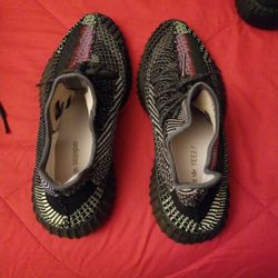 Men basketball sneakers 