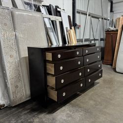 Dresser $160