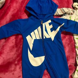 Baby Clothes 