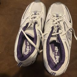 Sketchers Shape Ups, White & Purple, Size 8 In Women
