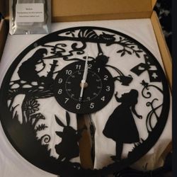 Alice And Wonderland Light Up Vinal Record  Clock With Remote 