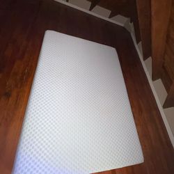 Full Size Memory Foam Mattress