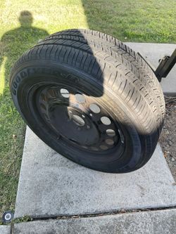 Goodyear 225/60/18 GOOD EVEN TREAD