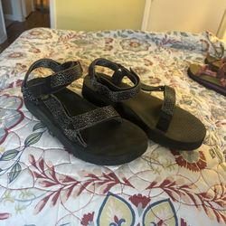 TEVA Sandals Woman’s 9