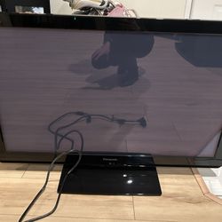 Panasonic Television  TC-P42X3 HDTV With Stand