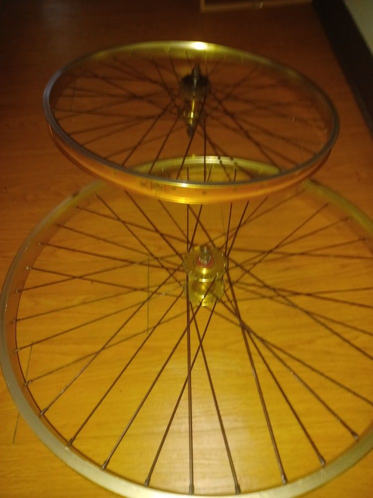 Se Racing 29" Gold Rims Handlebars And Stem Set $150
