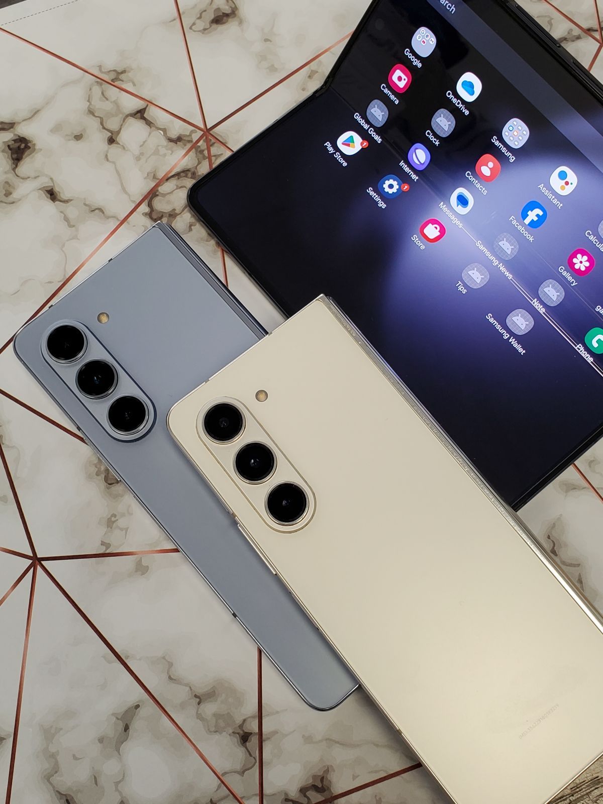 π BLACK FRIDAY SALE - Flagship Drop!π€ Unfold the Savings β Samsung Galaxy Z Fold 6 Now from $749! Just $1 Down and 6-Month Peace-of-Mind