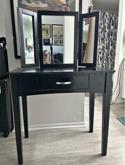 Black Vanity