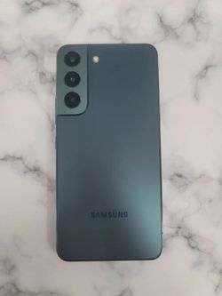 Galaxy S22 5G 6.1" (Unlocked) 256GB Green - 90 day warranty included!