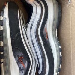 Boys Nike Shoes 6.5Y