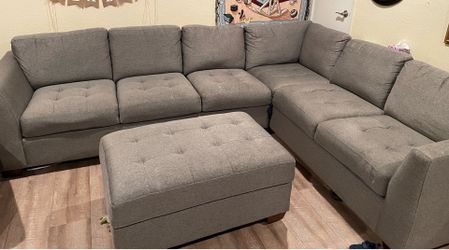 Used-Thomasville Yvette Fabric Sectional with Storage Ottoman