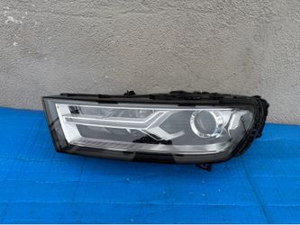 2017-2019 AUDI Q7/SQ7 OEM LEFT SIDE LED HEADLIGHT