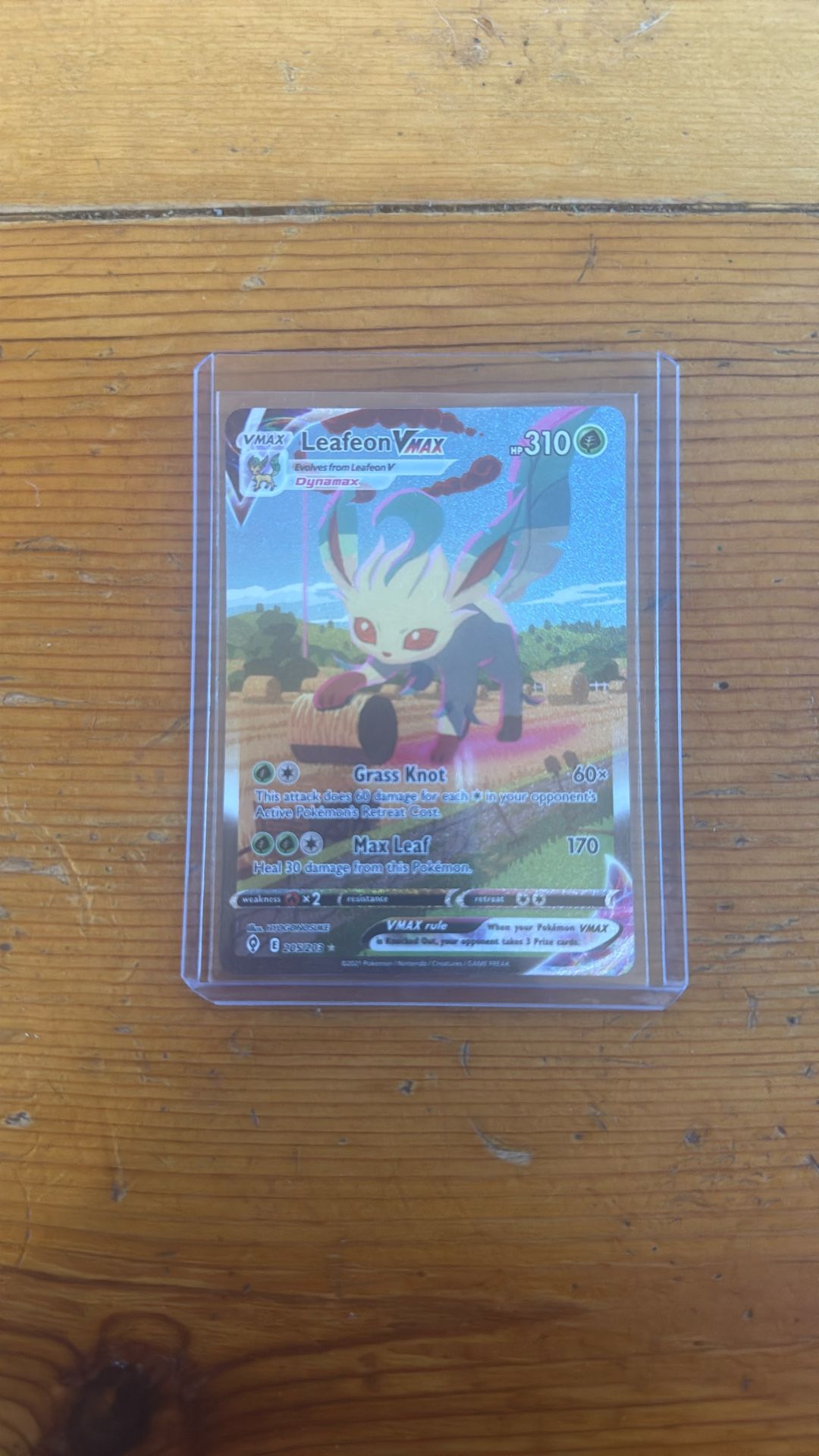 Leafeon Vmax 205/203 SWSH07 Pokemon