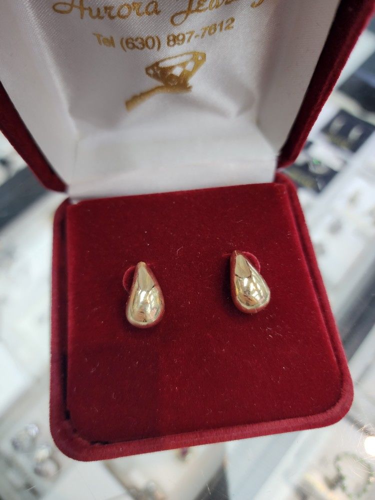 14k Gold DROP Earings Valentines Gift