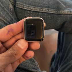 Apple Watch Series 4 Unlocked