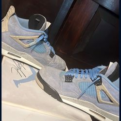 Jordan 4 University Blue