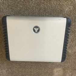 Car Audio Sound System ( JL Audio HD750/1 , JD 400/4 , Focal Speakers)