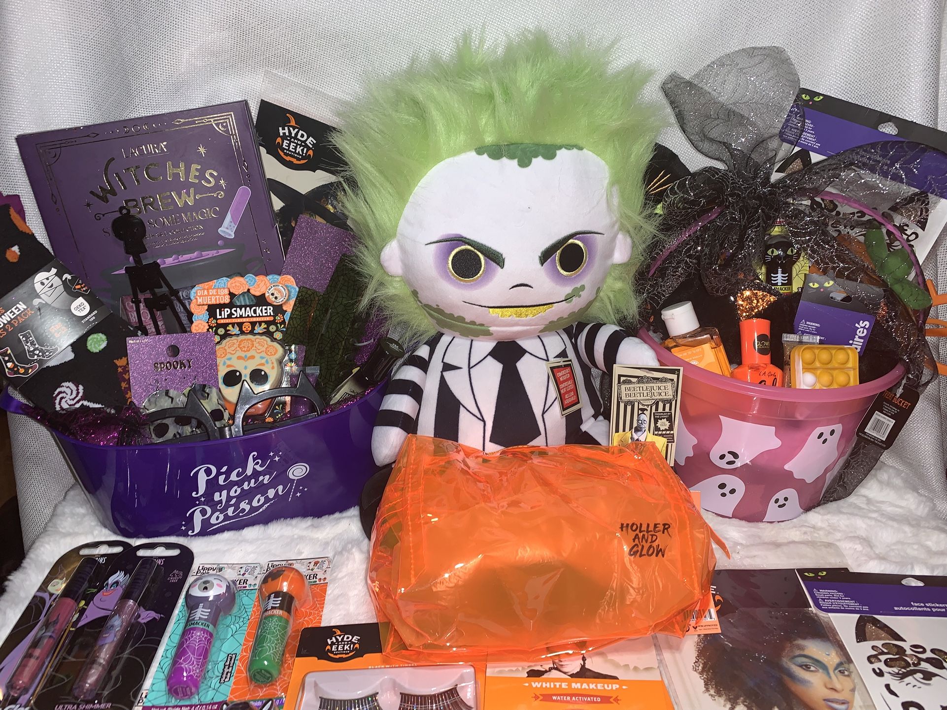 Custom Made 2 Order Halloween BooBaskets **PRICES VARY!!**