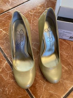 Jessica Simpson heels