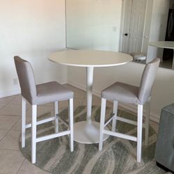 DINNER Table bar table and two bar stools from IKEA Bar chairs round dinner table