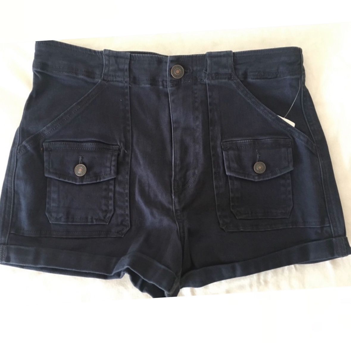 New Junior Women’s Size 00 High Waisted Abercrombie & Fitch Navy Blue Shorts