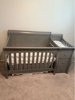 Toddler Day Bed / Crib