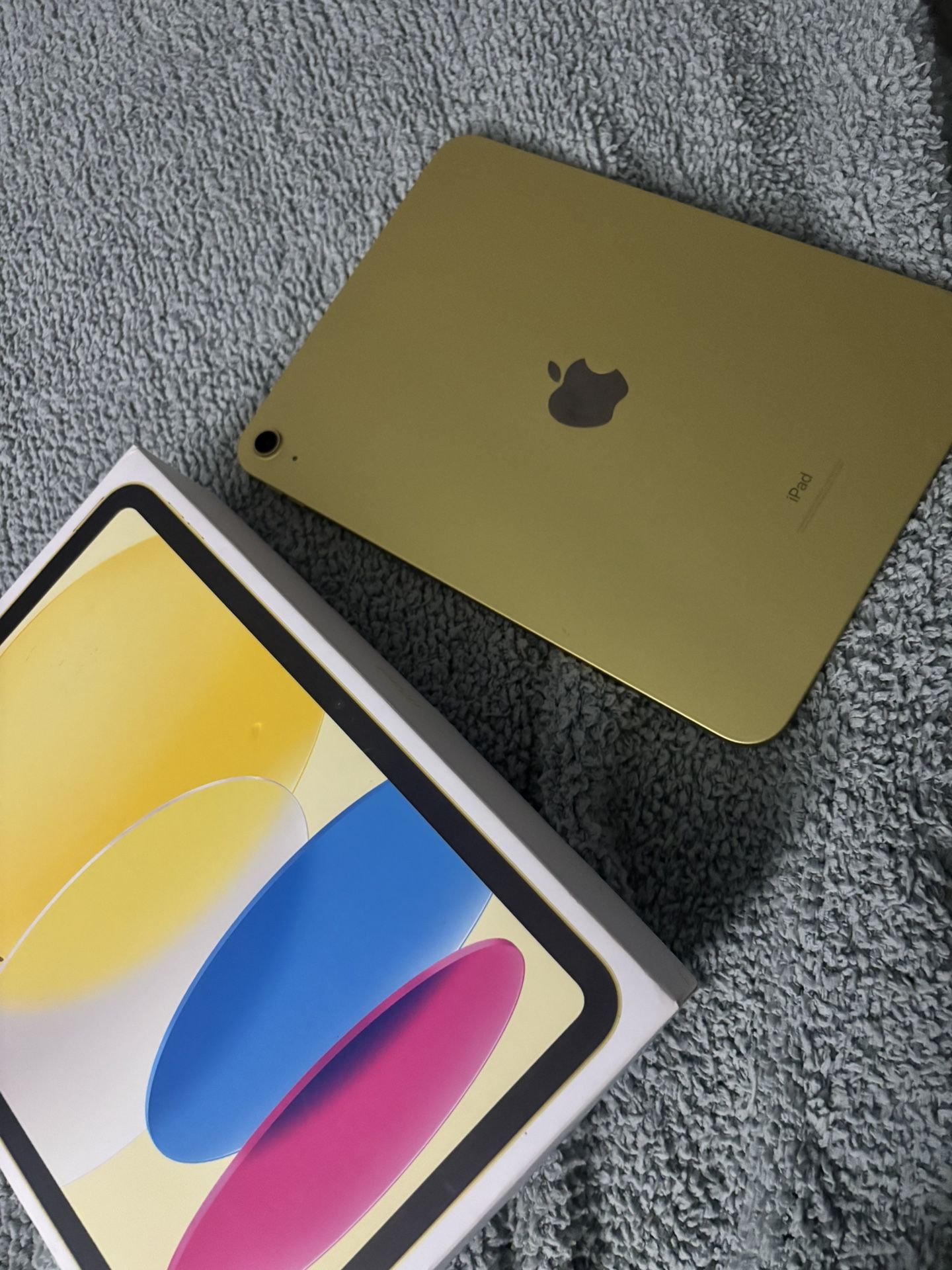 iPad Like New Pick Up Only Cash Only 