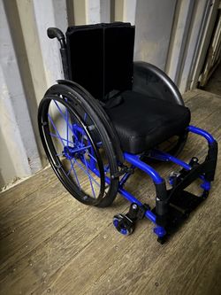 Wheelchair $200 new