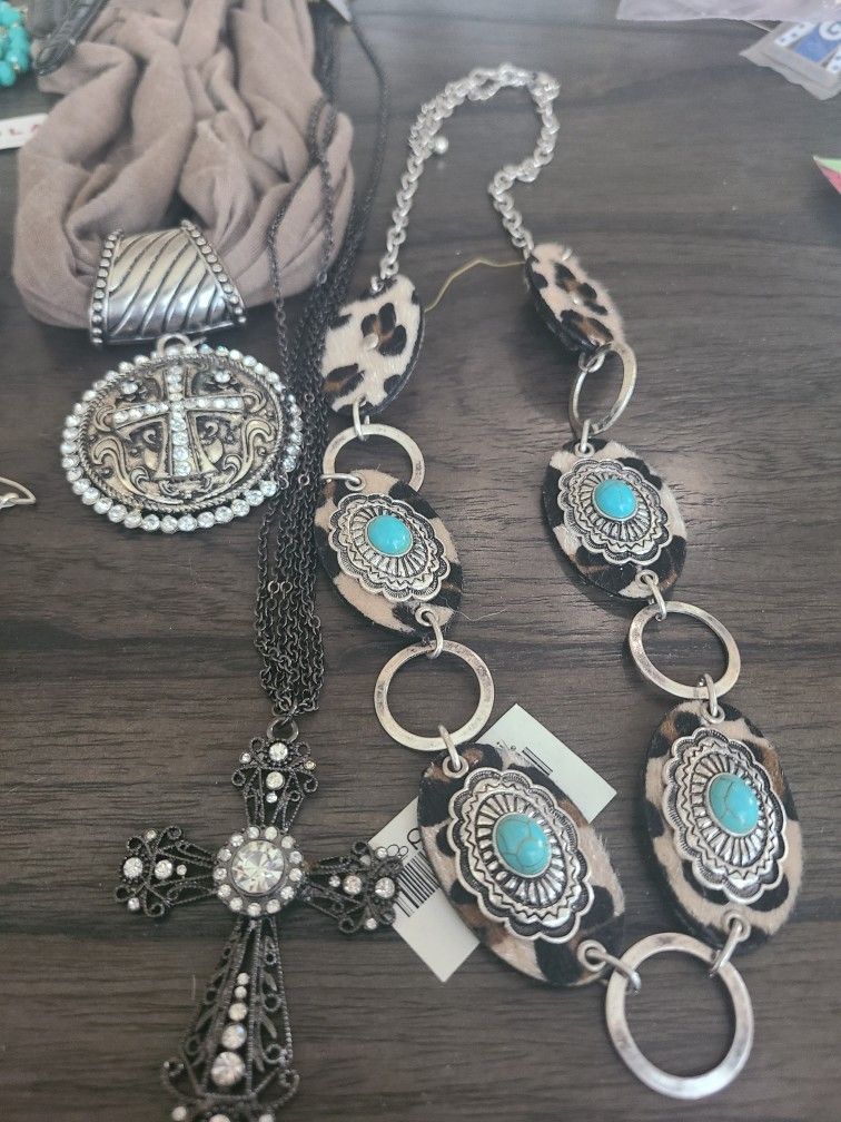 30 PC Jewelry Lot