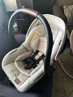 MAXI COSI car seat