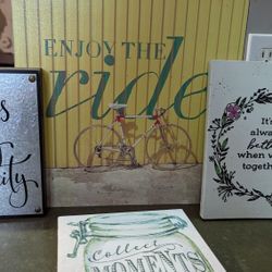 4 Pictures Wooden Canvas And Particle Board