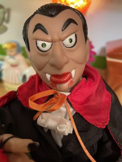 1996 Gemmy Animated Dracula 
