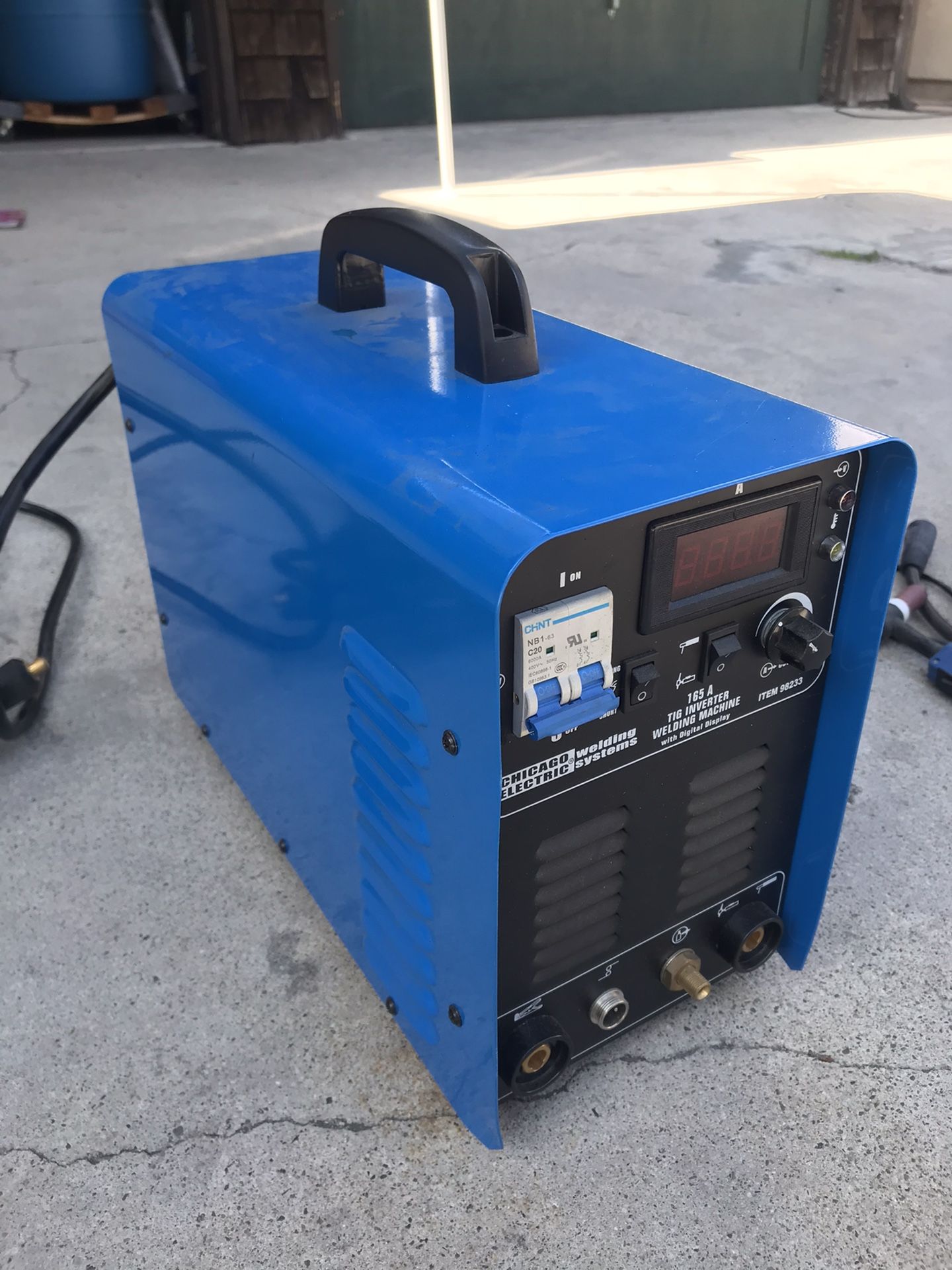 Chicago Electric inverter arc/TIG welder 98233 for Sale in Costa Mesa