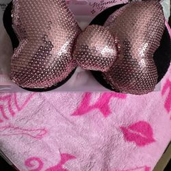 Limited Edition The Creme Shop Minnie Mouse Spa Head Band 