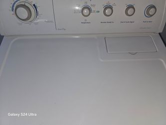 Whirlpool Gas Dryer Super Capacity And Heavy Duty Works Exelent