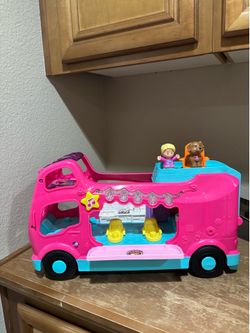 Fisher-Price Little People Toddler Toy Barbie Dreamcamper