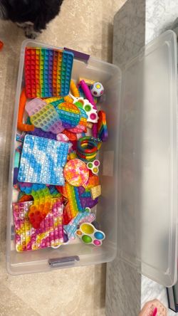 Pop it - full box with over 30 count