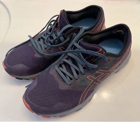 Women’s shoes
