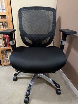 Staples Hyken XL mesh office chair