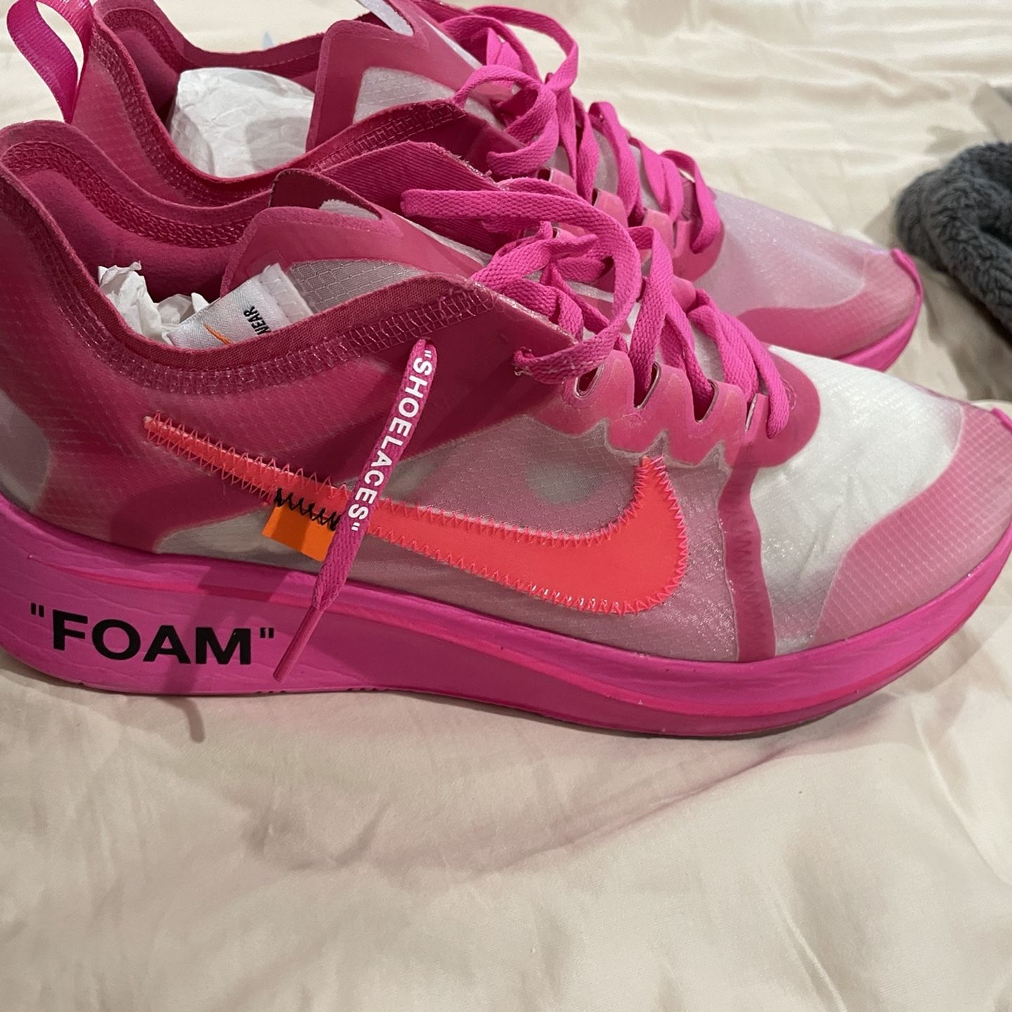 Off White Nike Zoom Fly 