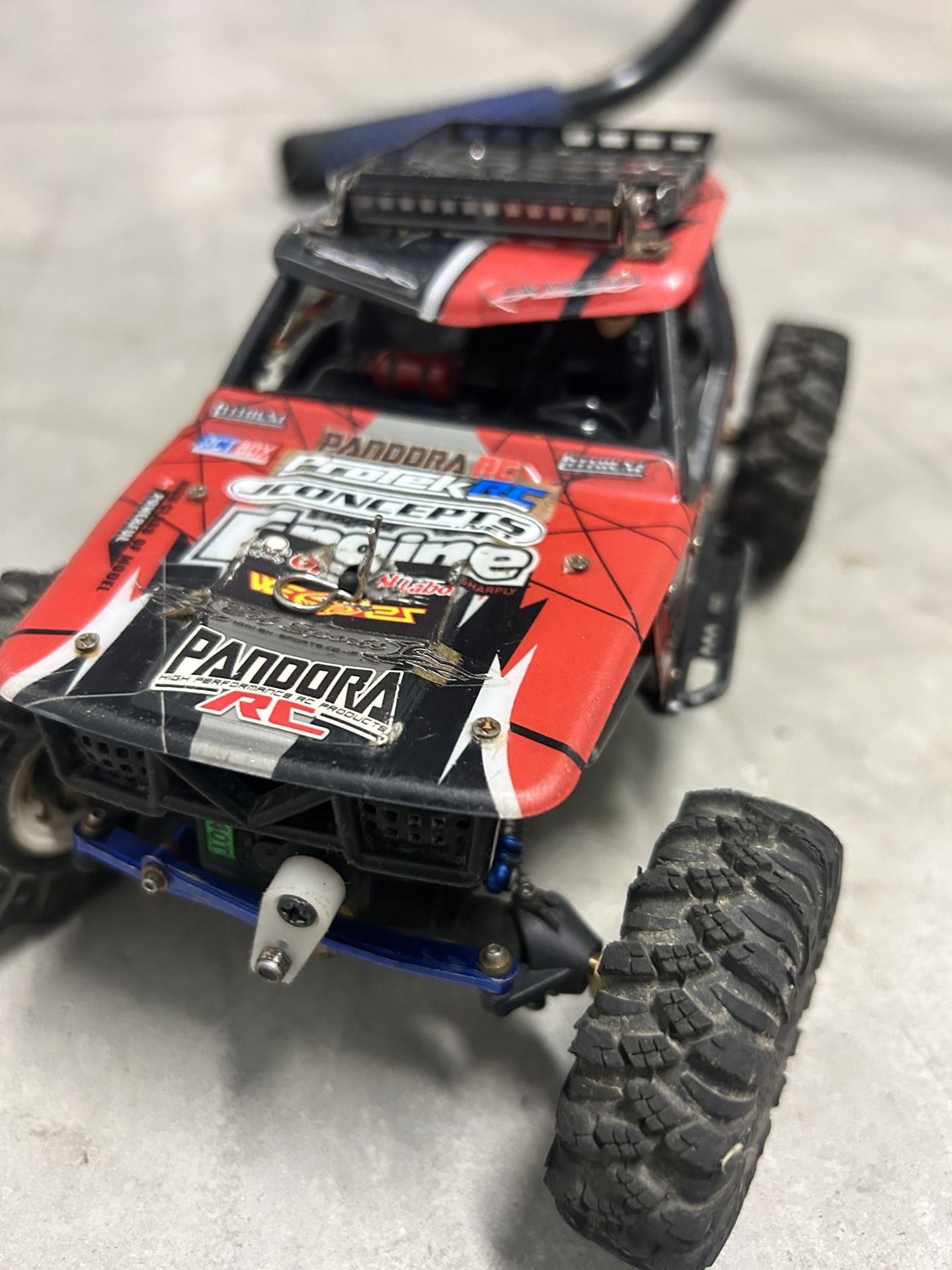 Scx24 Gladiator 