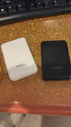 Apple Magnetic Power Bank x2