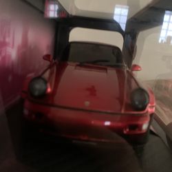 Pink  Slips  Porsche RWB  Die Cast Scale 1:18