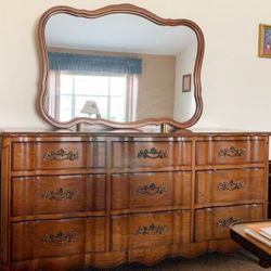 French Provincial Furniture Dresser Mirror Wood Drawers Bedroom Antique Vintage